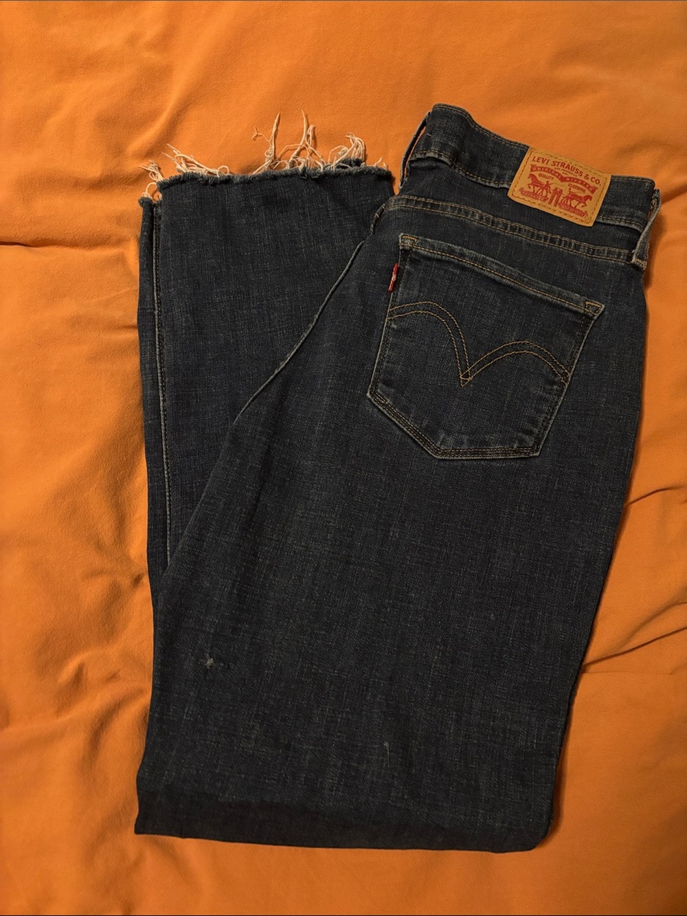 Levi's Women's Dark Blue Straight Leg Jeans with Frayed Hem